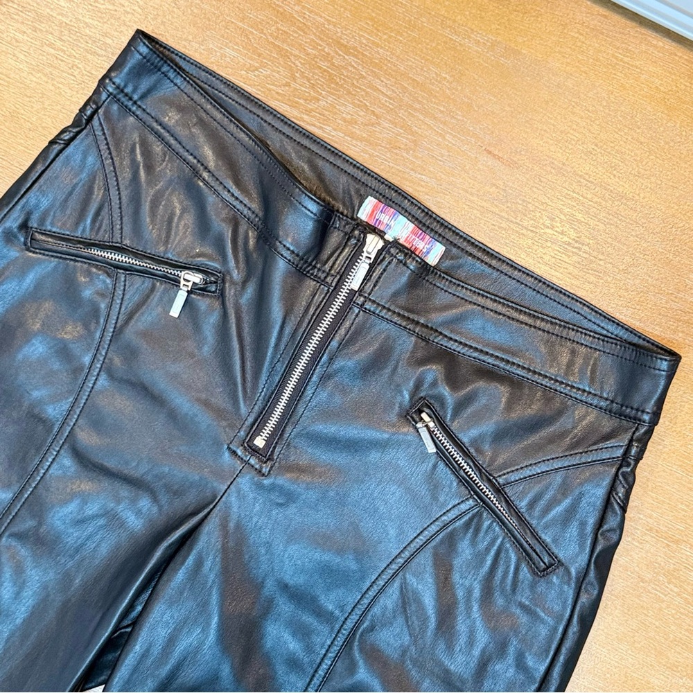 Urban Outfitters Women’s Olivia Black Faux Leather Ankle Pants Zip Front Size 12